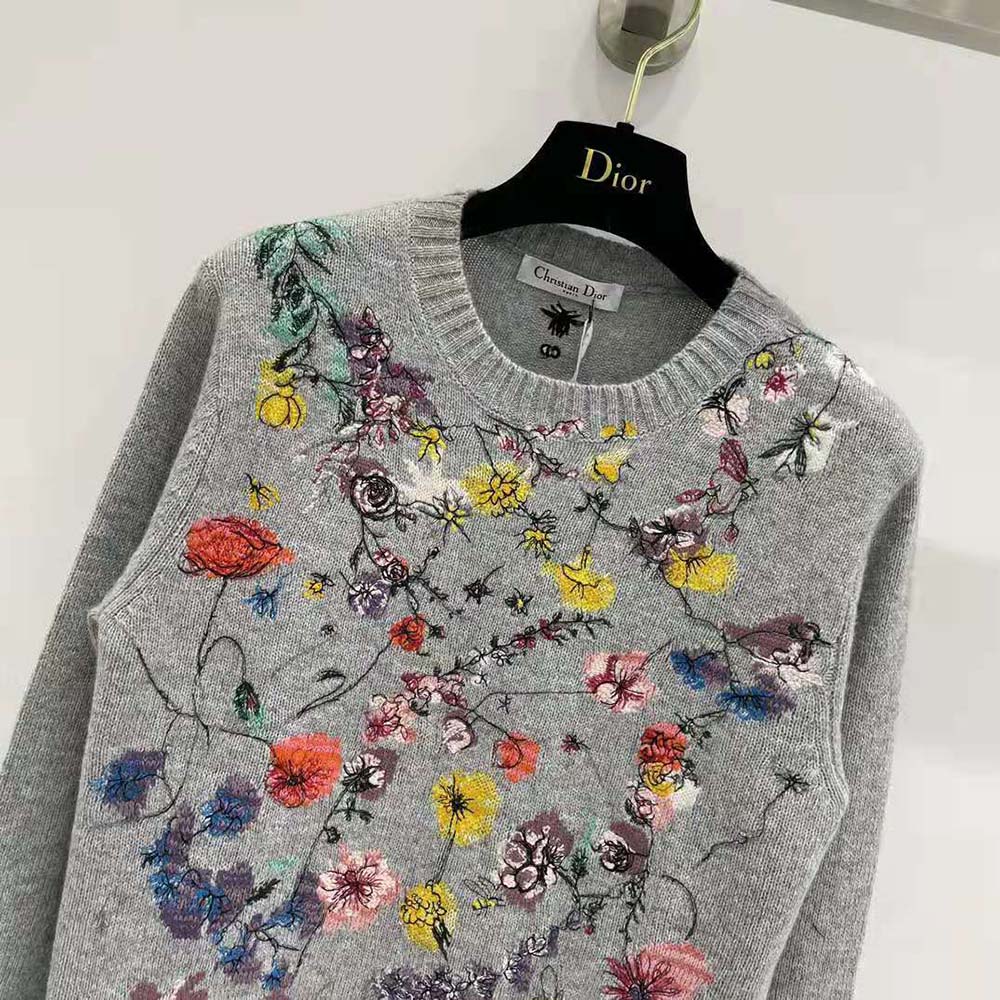 Dior Women Embroidered Sweater Gray Cashmere Knit with Red Multicolor Florilegio Motif - image 4