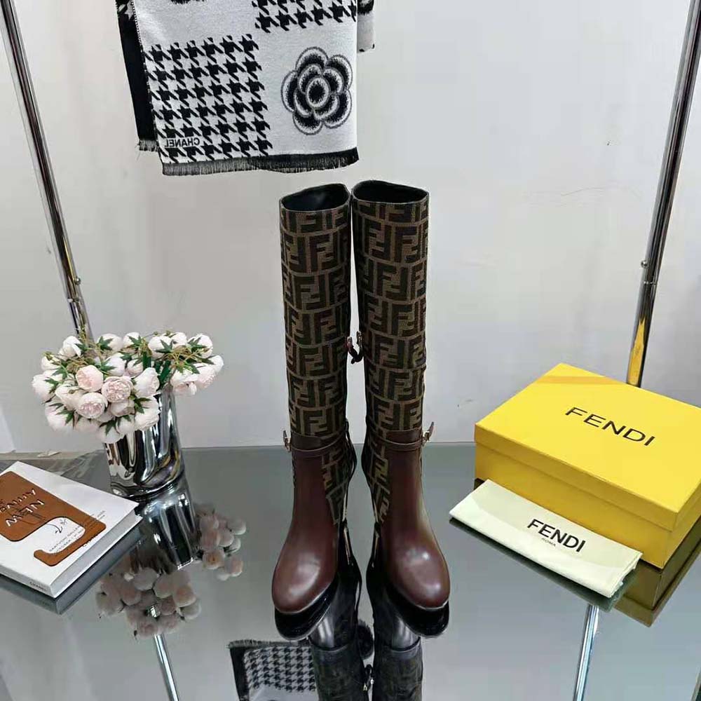 Close-up of gold hardware on Fendi Women Delfina Brown Leather High-heeled Boots