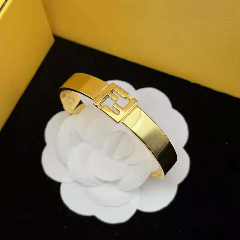 Fendi Women Forever Fendi Bracelet Gold-colored worn on wrist