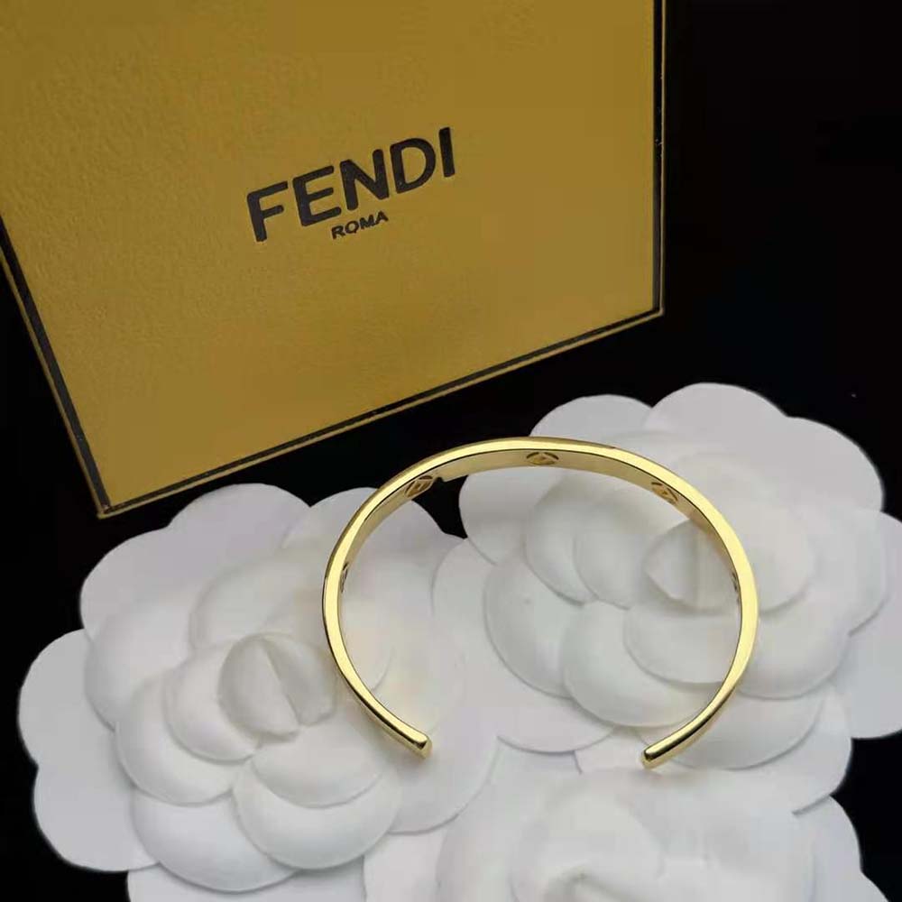 Fendi Women O’Lock Bracelet Gold-colored - image 5