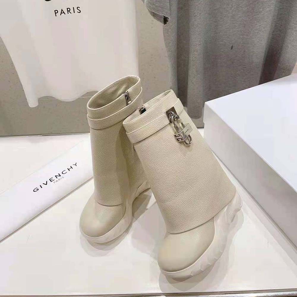 Givenchy Women Shark Lock Biker Ankle Boots in Grained Leather-Beige - image 4