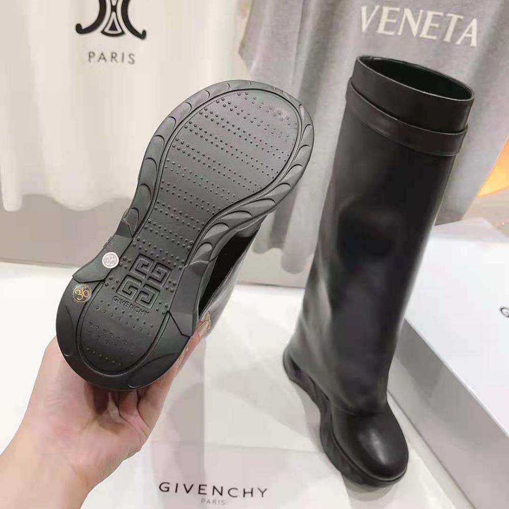 Givenchy Women Shark Lock Biker Boots in Grained Leather-Black - image 10
