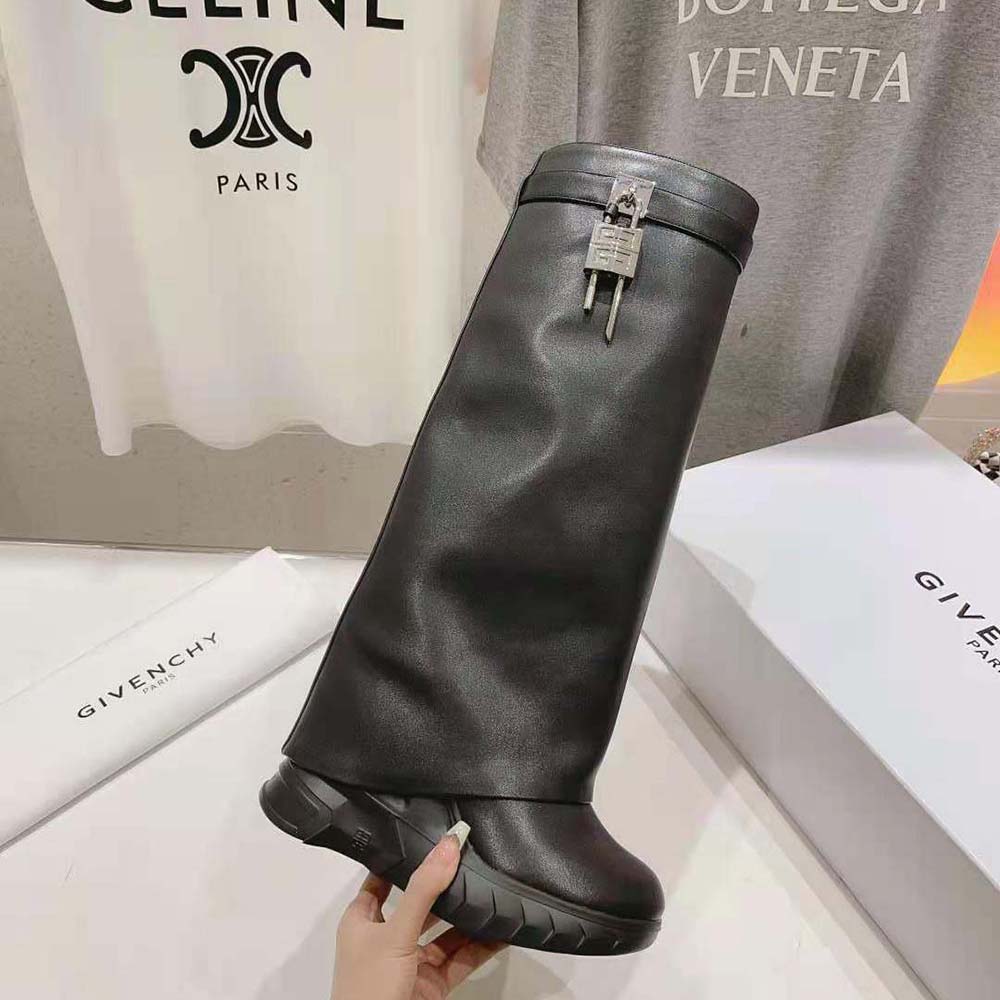 Givenchy Women Shark Lock Biker Boots in Grained Leather-Black - image 6