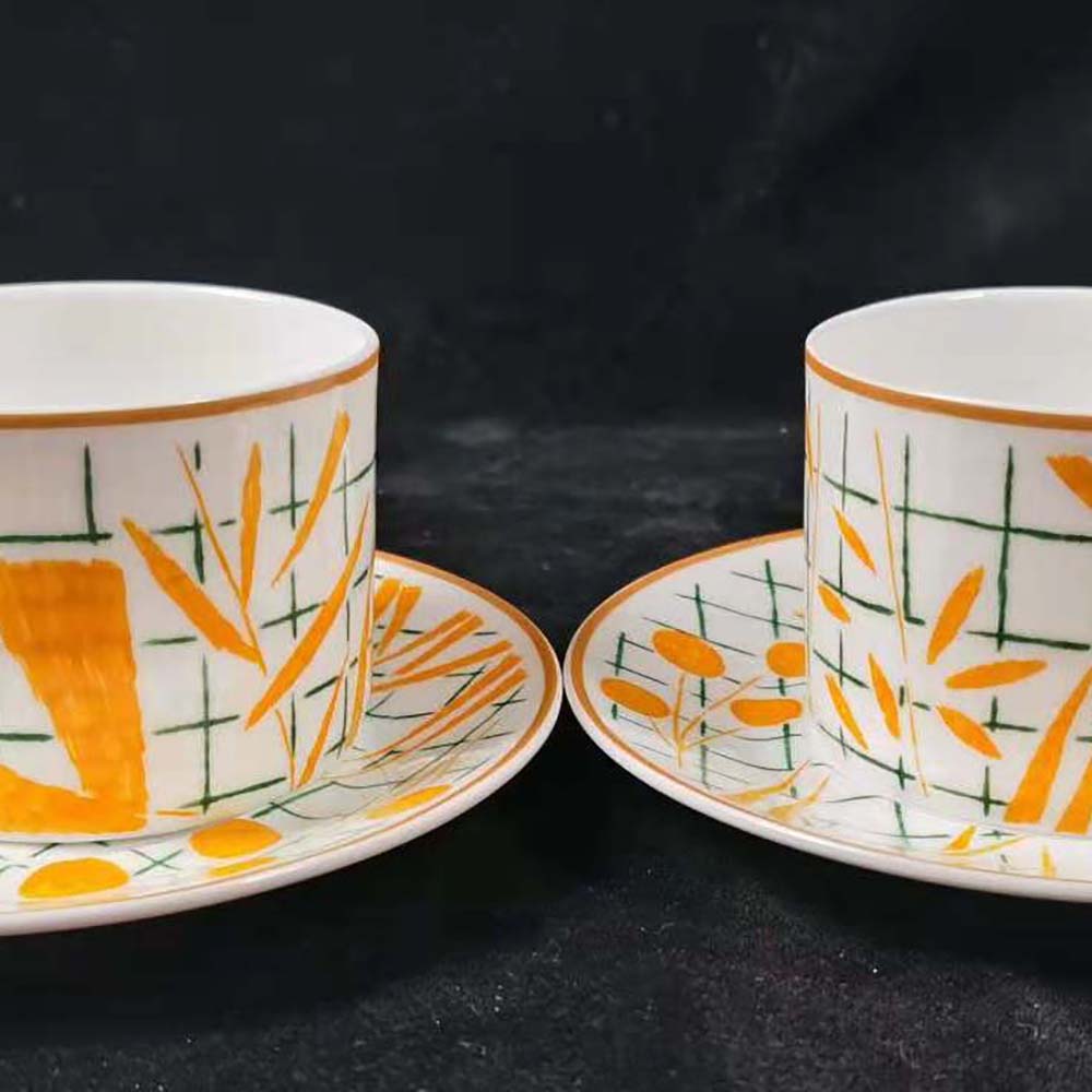Hermes Unisex A Walk in the Garden Tea Cup and Saucer - image 6