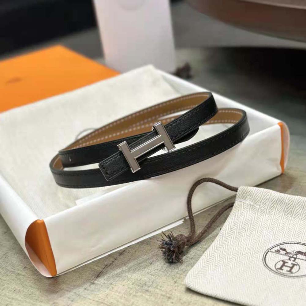 Side angle showing slim 13 mm profile of Hermes Women Focus belt