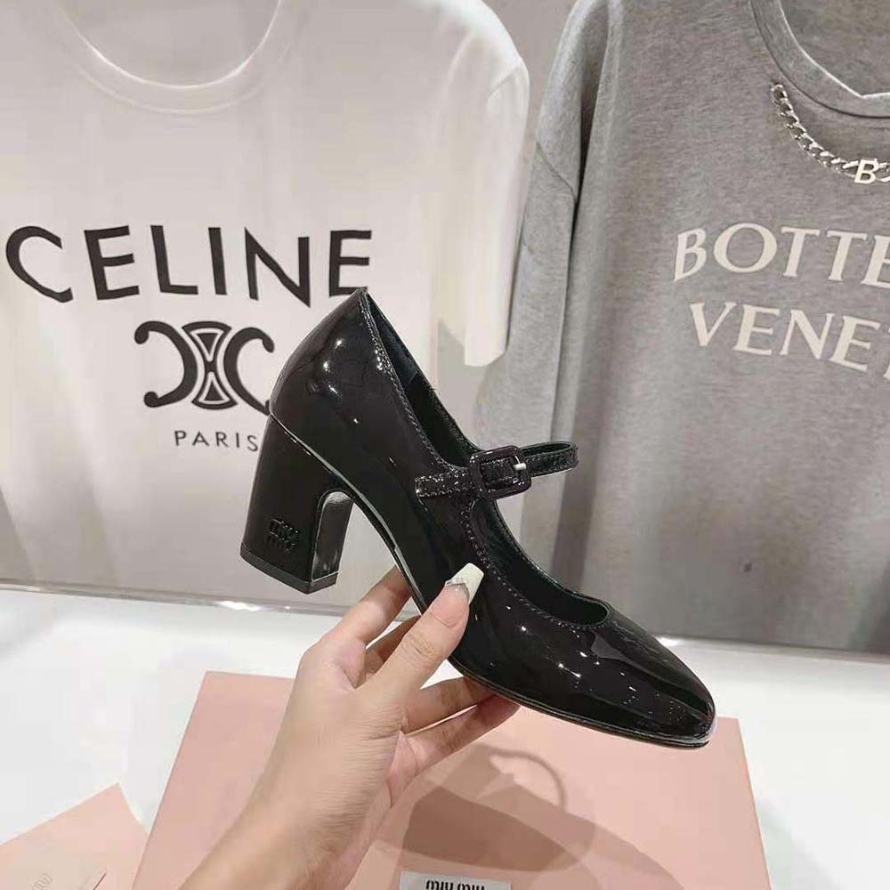 Miu Miu Women Patent Leather Pumps with Metal Lettering Logo-Black - image 6