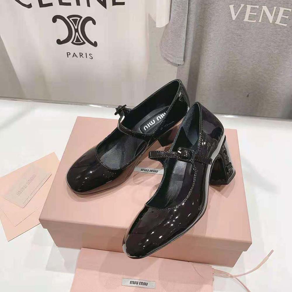 Miu Miu Women Patent Leather Pumps with Metal Lettering Logo-Black - image 5