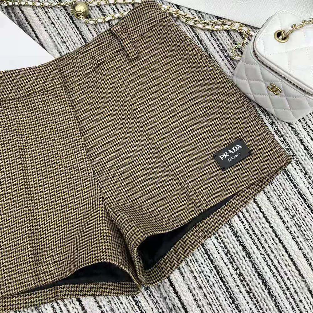 Prada Women Houndstooth Check Shorts - image 4
