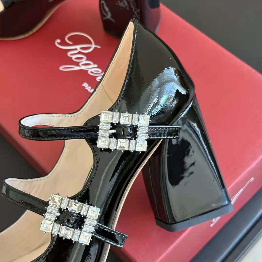 Roger Vivier Women Trés Vivier Strass Buckle Mini Babies Pumps in Patent Leather - image 9