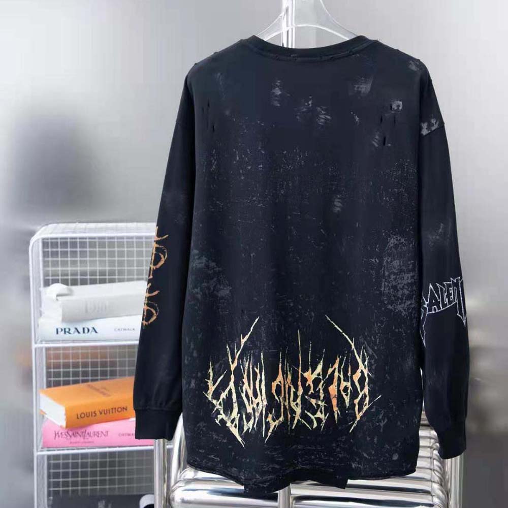 Side angle showing oversized fit on Balenciaga Men Paris Moon Black T-shirt