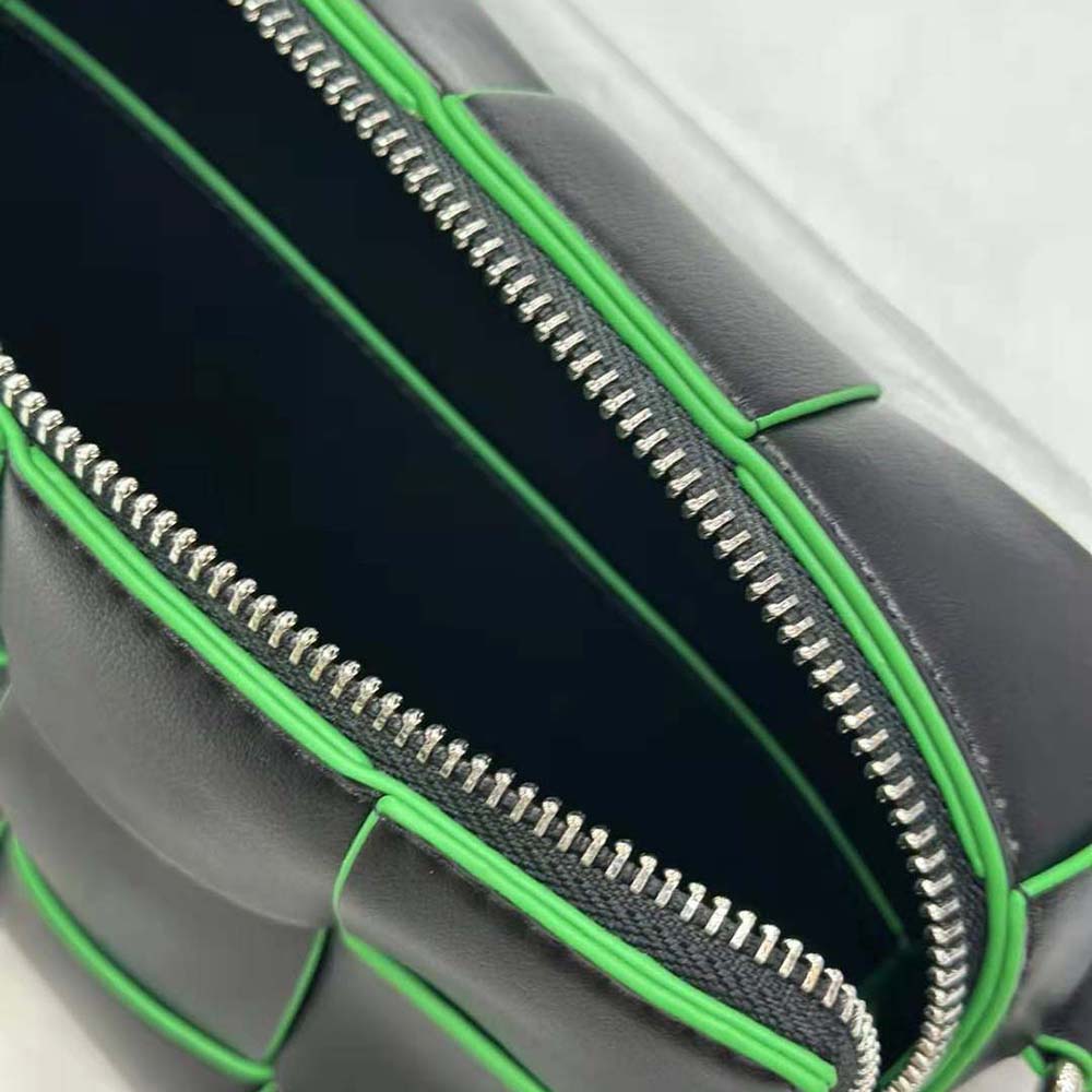 Bottega Veneta Men Cassette Camera Bag in Calfskin Leather - image 5