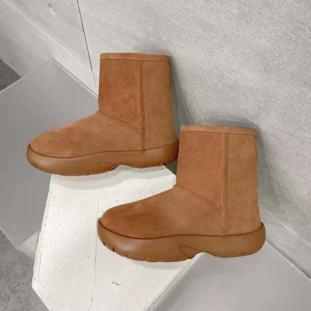 Bottega Veneta Unisex Snap Ankle Boot Realised in Shearling Calfskin - image 7