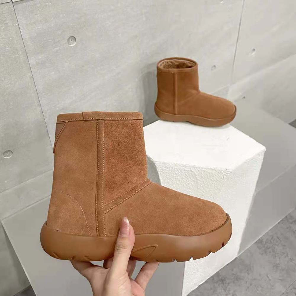 Bottega Veneta Unisex Snap Ankle Boot Realised in Shearling Calfskin - image 6