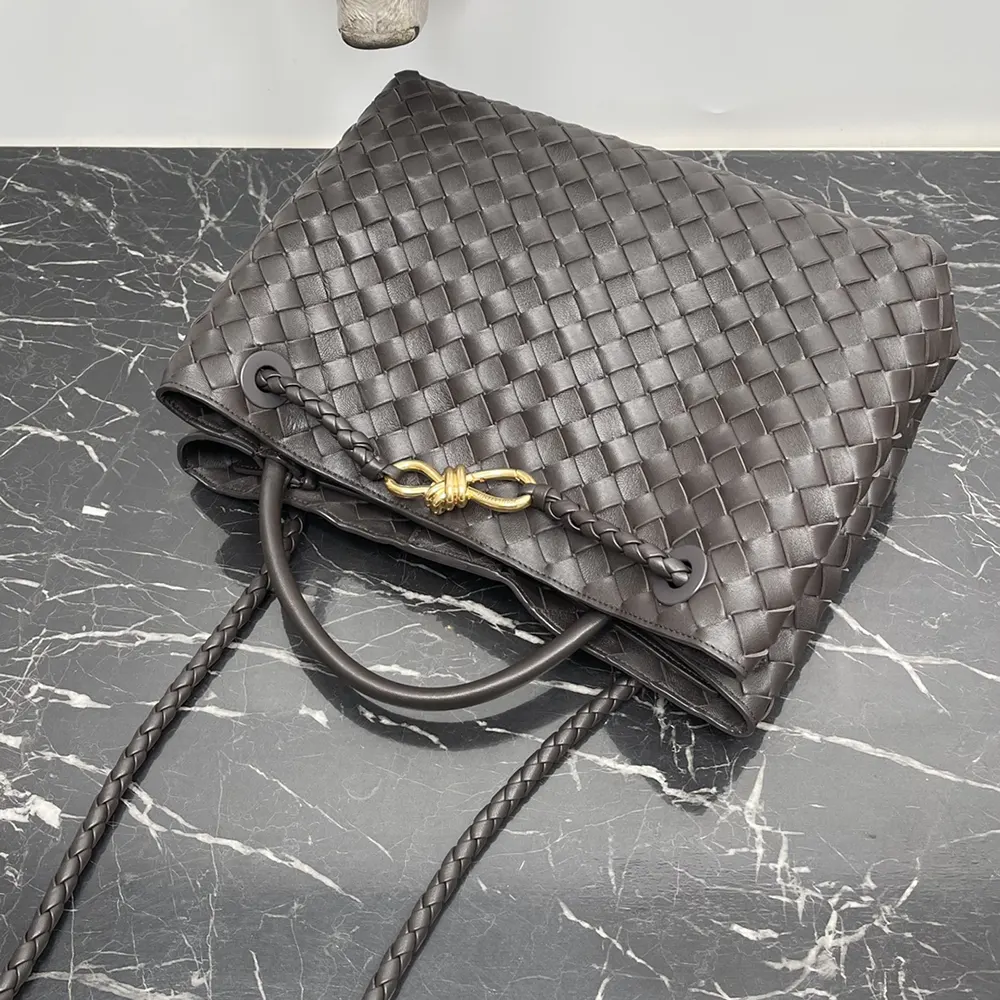 Bottega Veneta Women Medium Andiamo in Lambskin Leather-Chocolate Brown - image 6