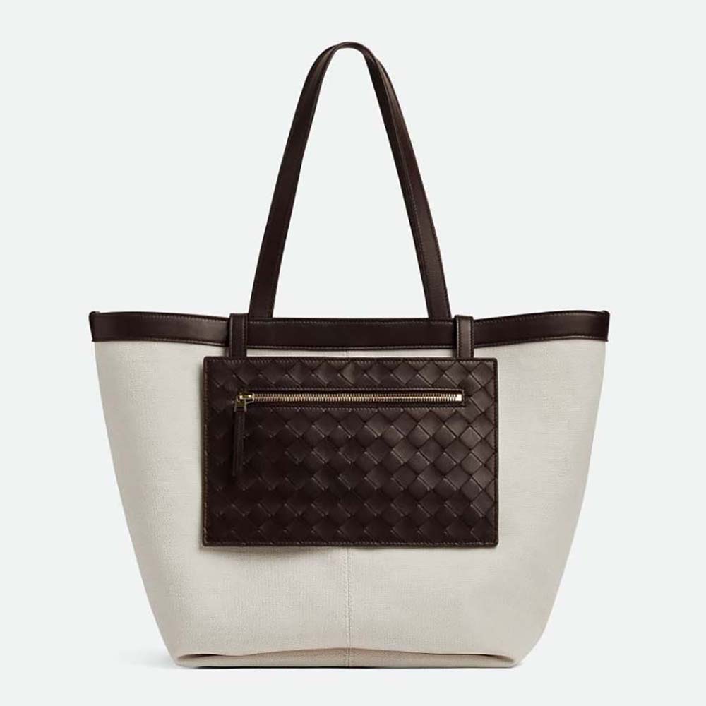 Front view of Bottega Veneta Women Medium Flip Flap in white leather