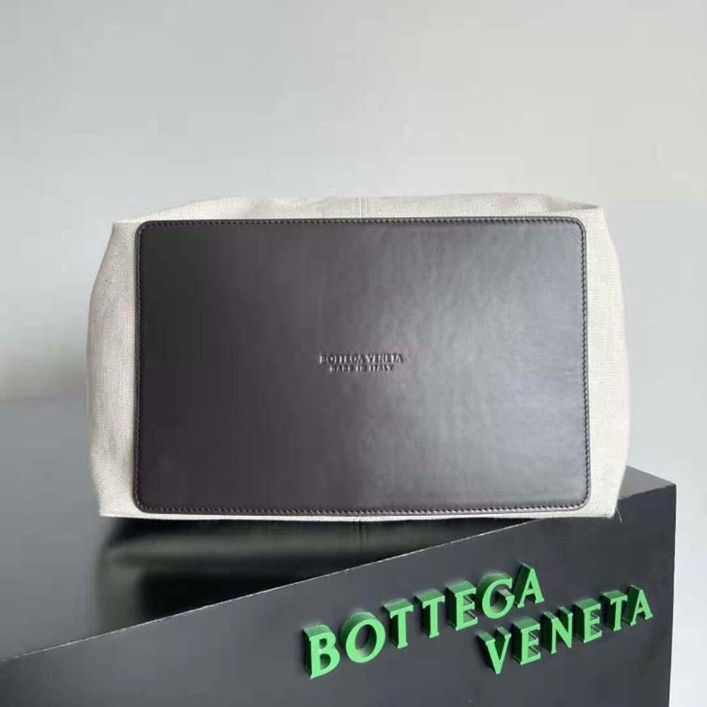Bottega Veneta Women Medium Flip Flap in Intrecciato Leather - image 4