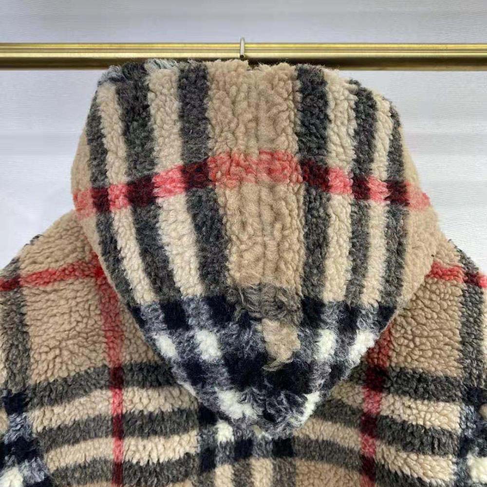 Burberry Men Check Fleece Hooded Jacket - image 9