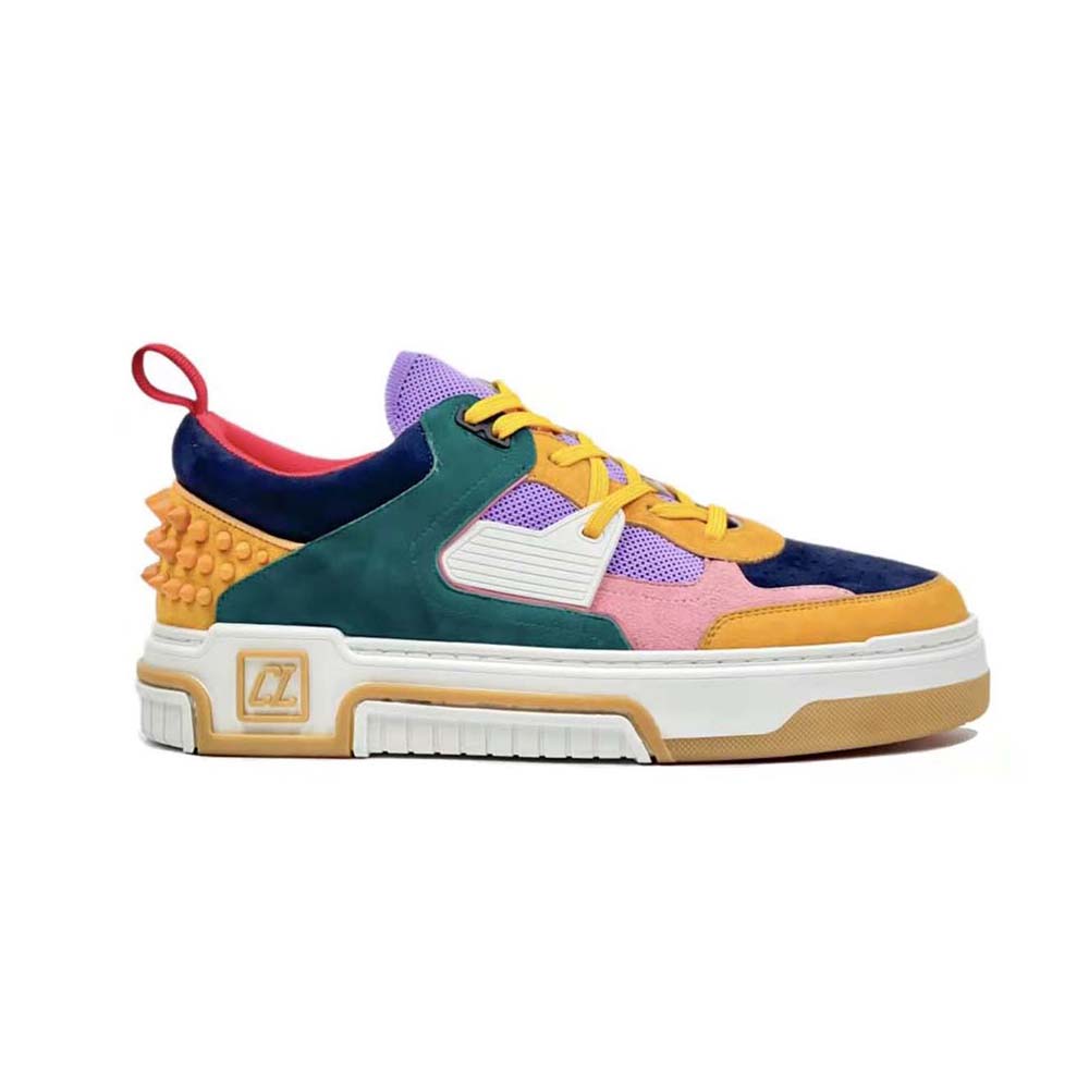 Side profile of Christian Louboutin Unisex Astroloubi green suede sneaker