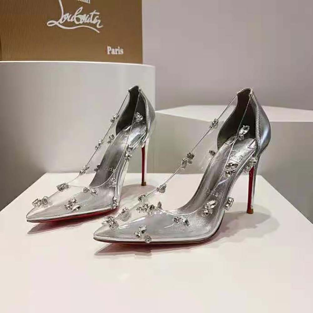 View of the iconic red sole on Christian Louboutin Degraqueen silver pump