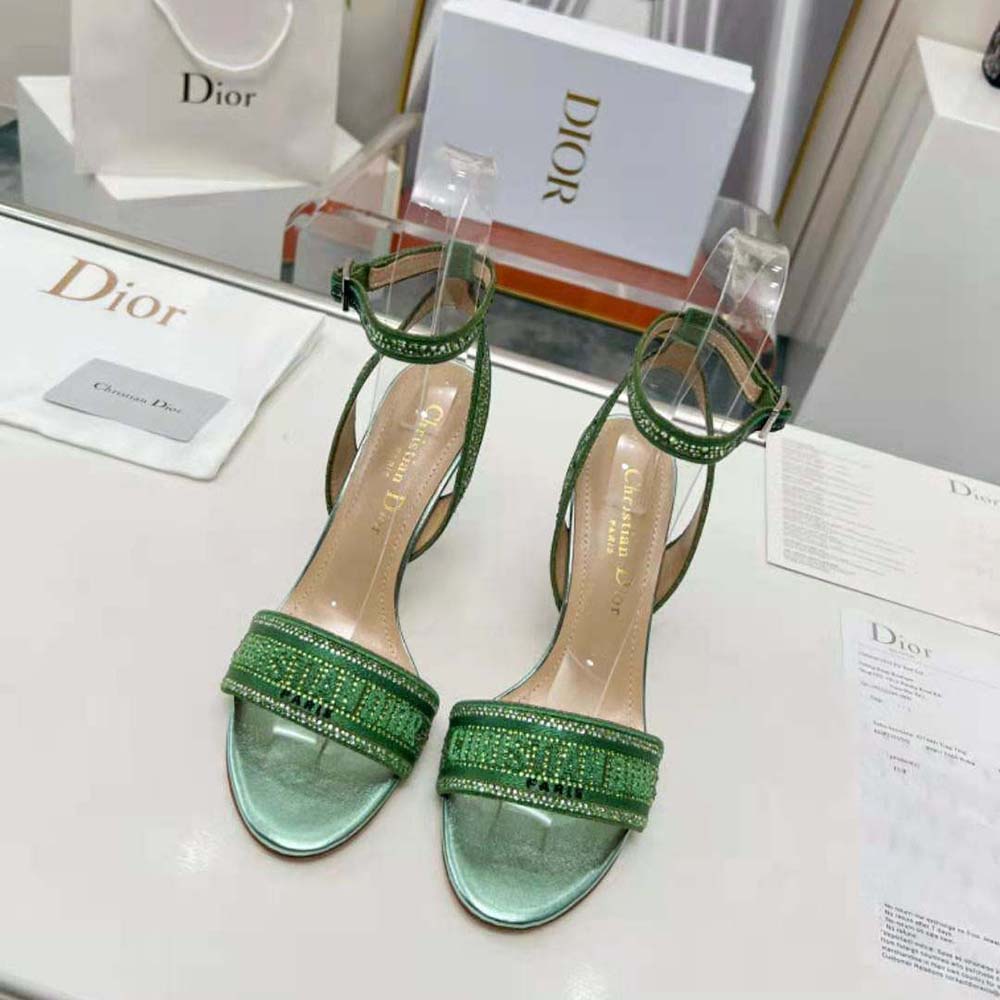 Close-up on metallic thread embroidery and strass detailing on Dior Women Dway Heeled Slide