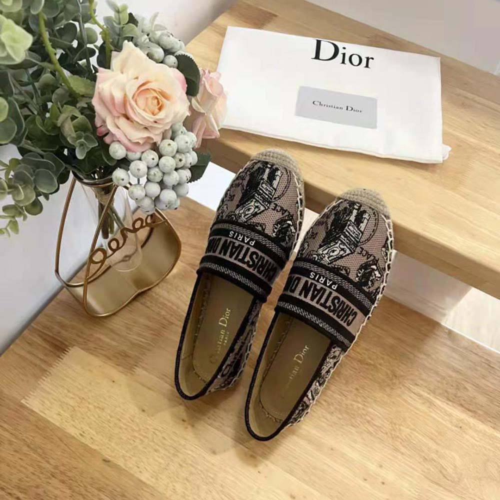 Top angle showing slip-on design of Dior Women Granville Espadrille beige cotton