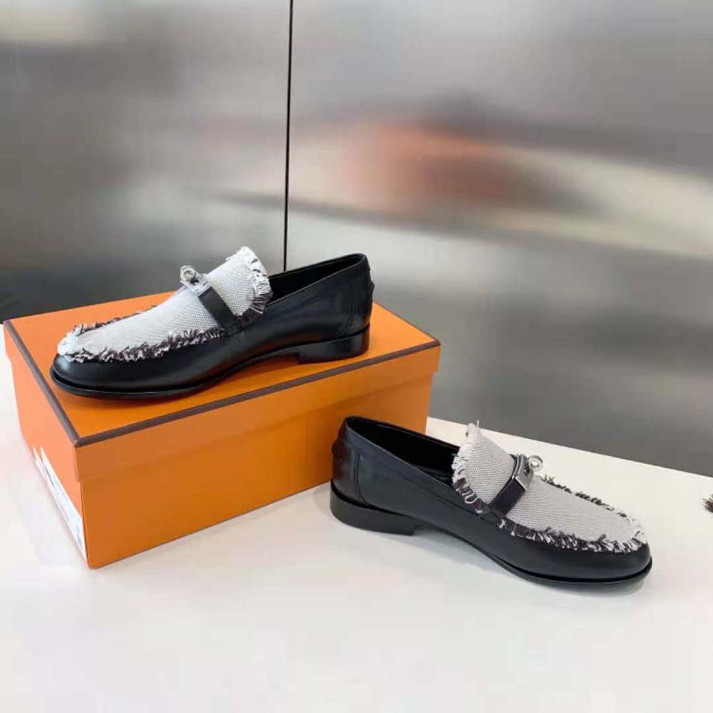 Hermes Women Destin Loafer in Calfskin Leather-Black - image 6