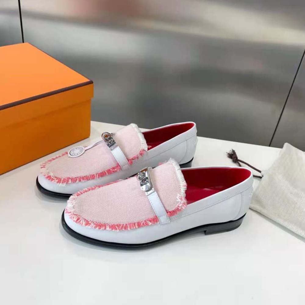 Hermes Women Destin Loafer in Calfskin Leather-Pink - image 4