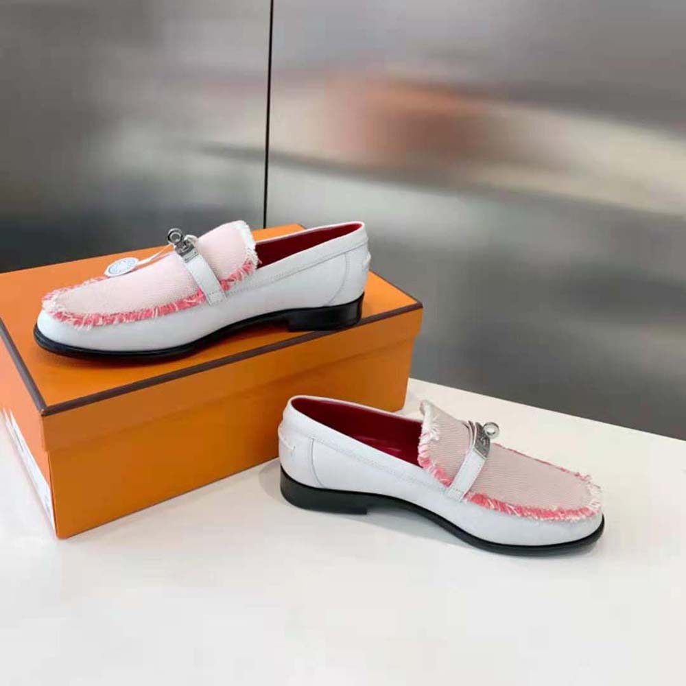 Hermes Women Destin Loafer in Calfskin Leather-Pink - image 5