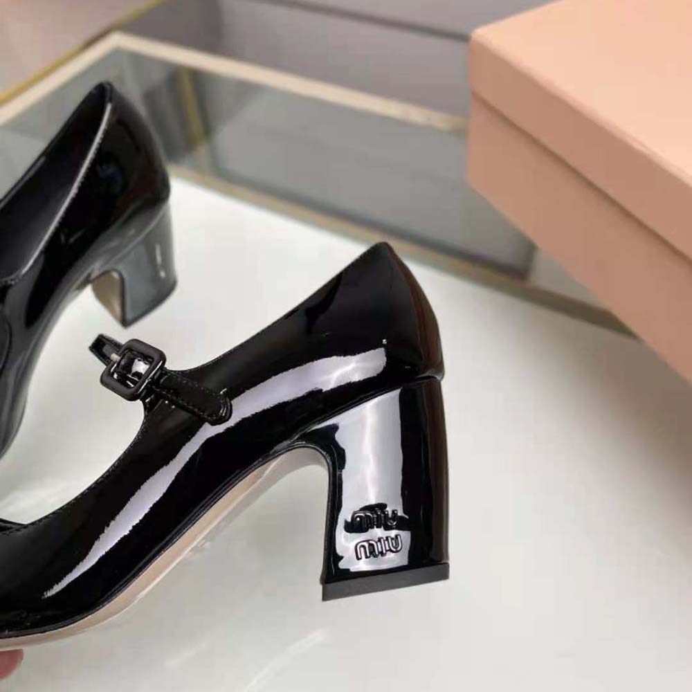 Miu Miu Women Patent Leather Pumps with Metal Lettering Logo-Black - image 9
