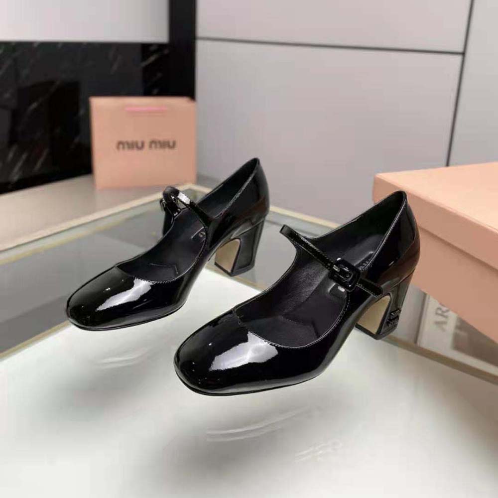 Miu Miu Women Patent Leather Pumps with Metal Lettering Logo-Black - image 5