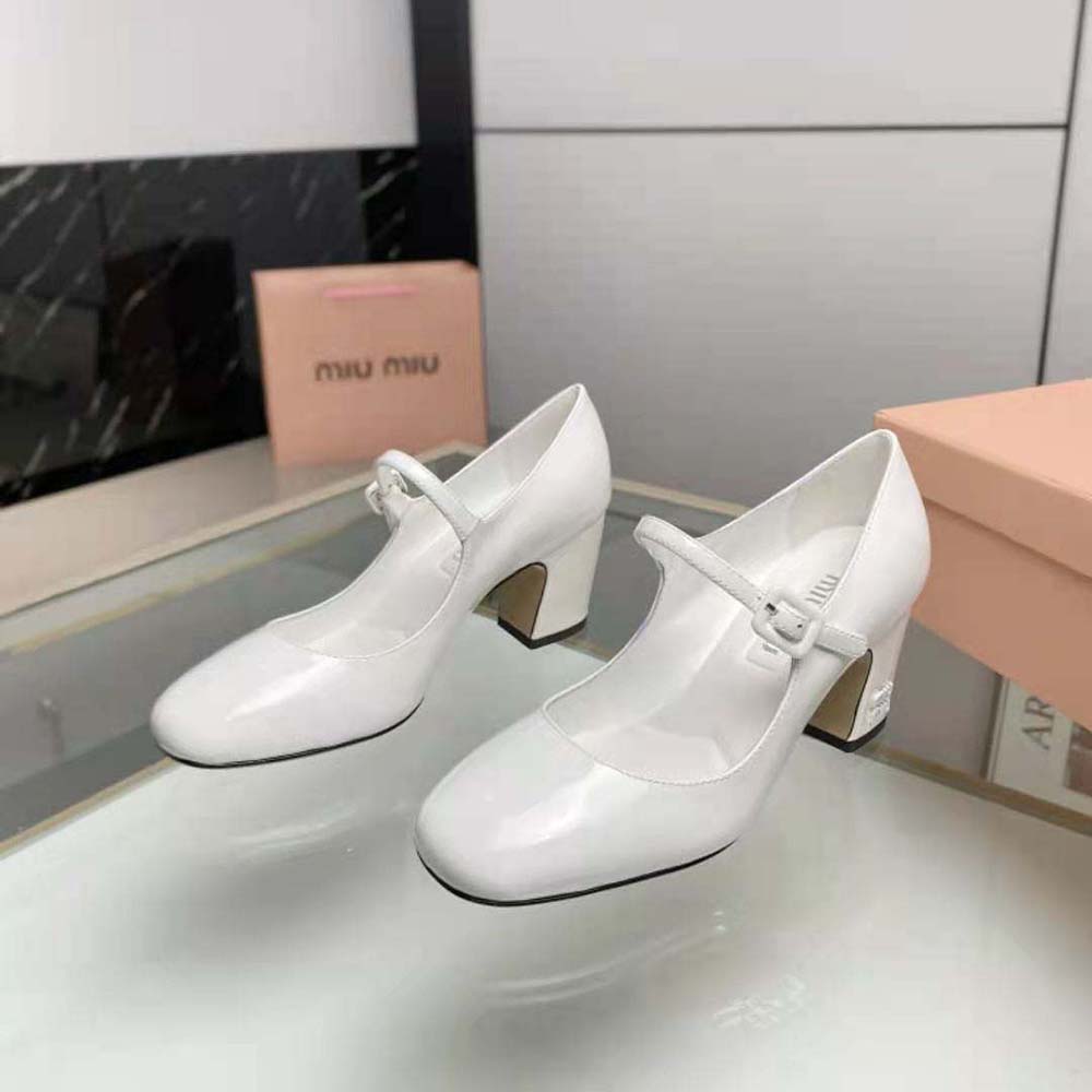 Miu Miu Women Patent Leather Pumps with Metal Lettering Logo-White - image 4