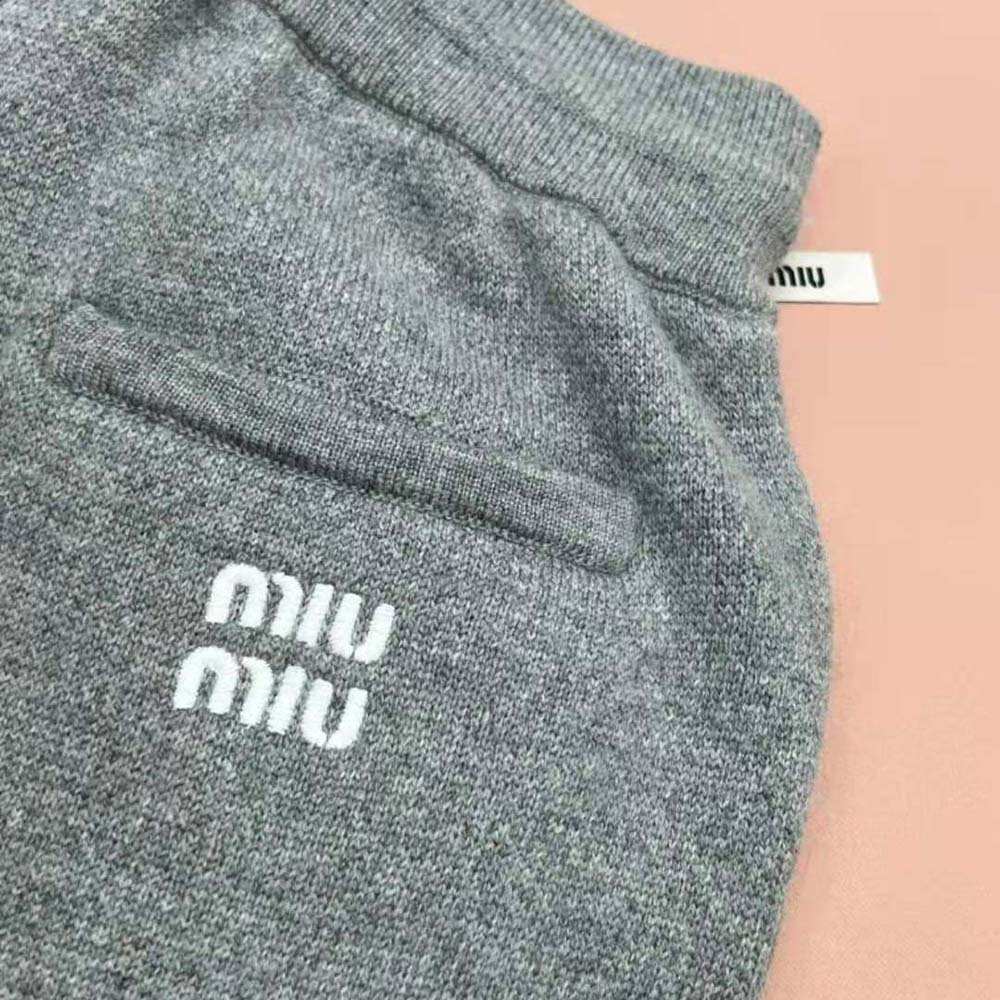 Miu Miu Women Wool and Cashmere Shorts - image 7