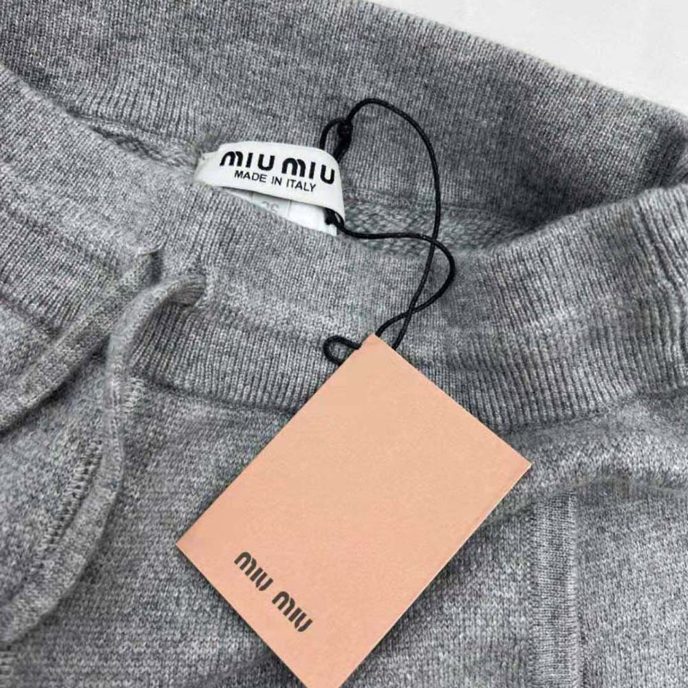 Miu Miu Women Wool and Cashmere Shorts - image 9