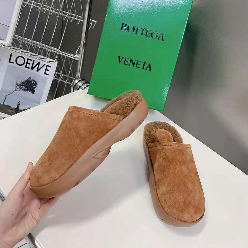 Bottega Veneta Unisex Snap Slipper in Shearling Calfskin-Brown - image 5