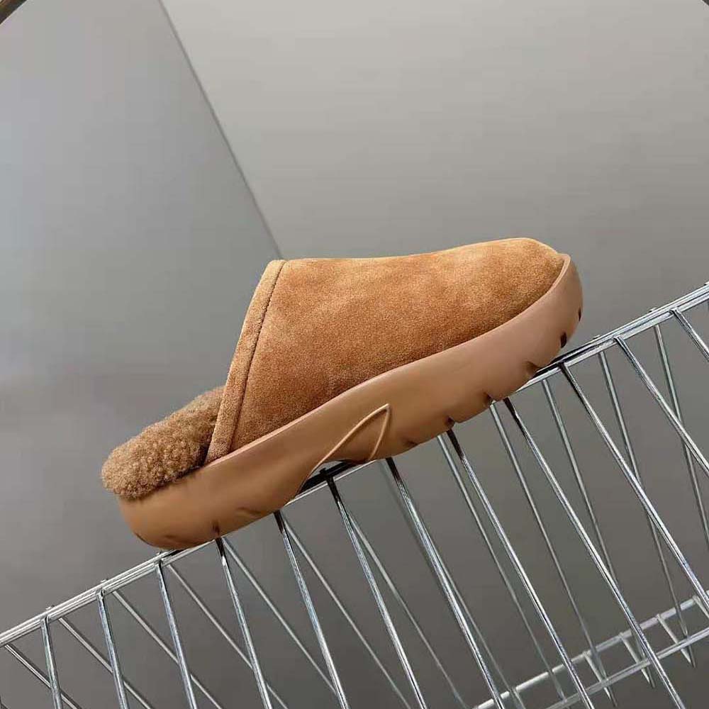 Bottega Veneta Unisex Snap Slipper in Shearling Calfskin-Brown - image 7