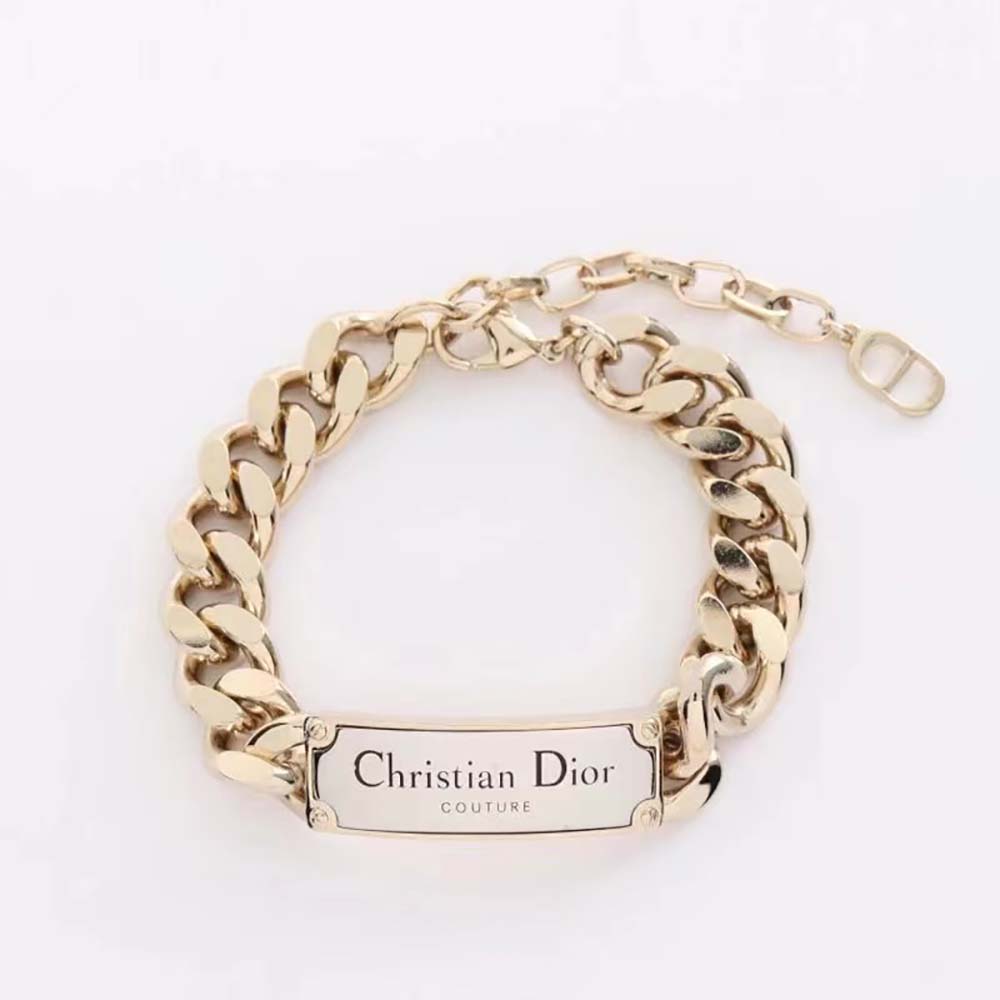 Side view of chunky chain links on Dior Men Christian Dior Couture Chain Link Bracelet