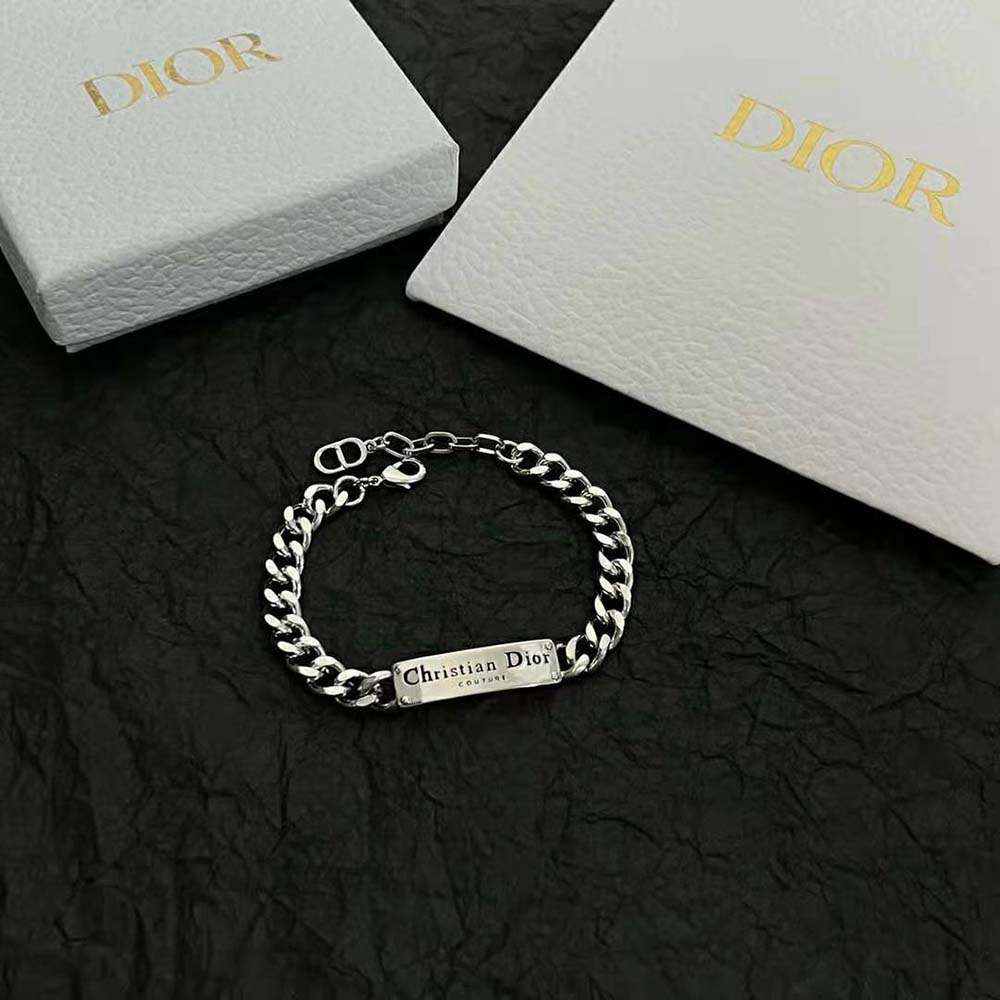 Side angle showing clasp detail on Dior Men Christian Dior Couture Chain Link Bracelet