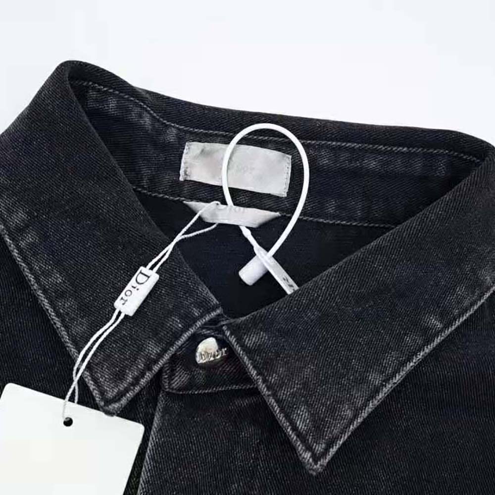 Side profile of Dior Men Overshirt Black Cotton Twill with collar detail