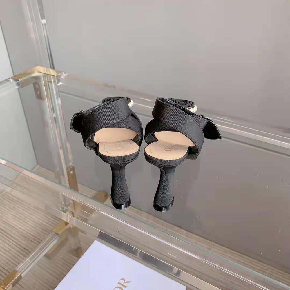 Dior Women Dior Rose Pump Black Grosgrain and White Resin Pearls - image 10