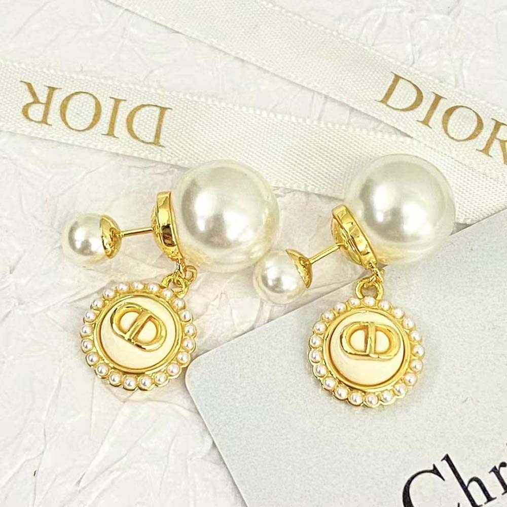 Side angle showing double-sided silhouette of Dior Women Tribales Earrings