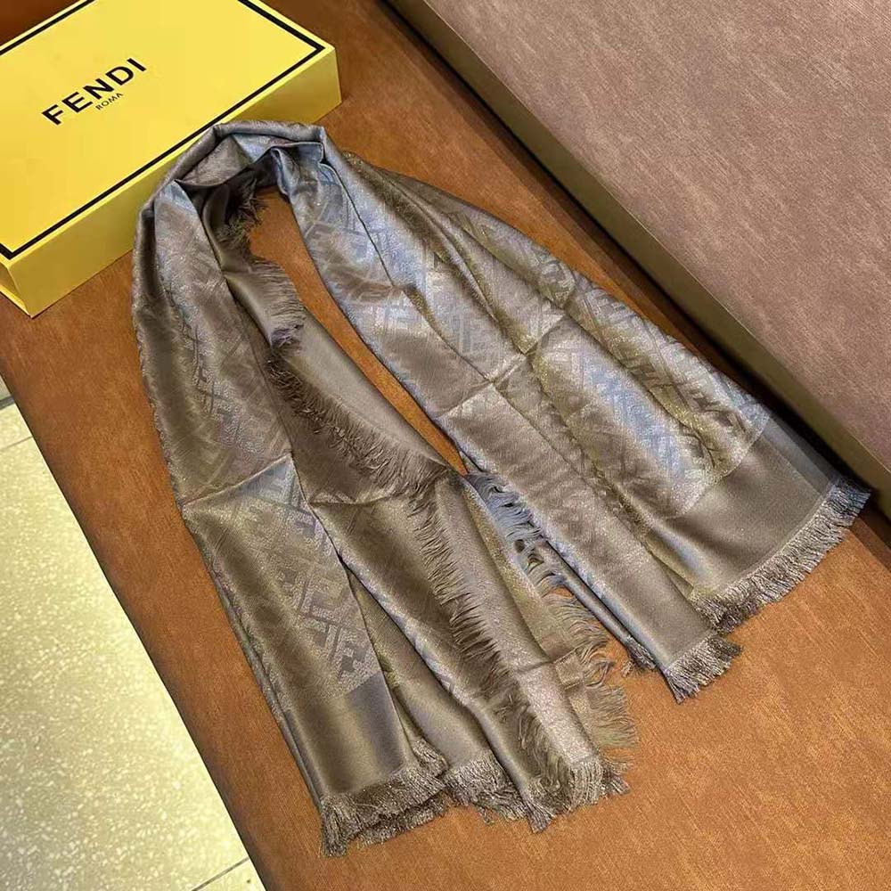 Fendi Unisex FF Shawl Dove Gray Lurex - image 4