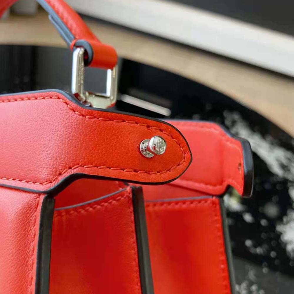 Fendi Women Peekaboo ISeeU Petite Orange Padded Nappa Leather Bag - image 4