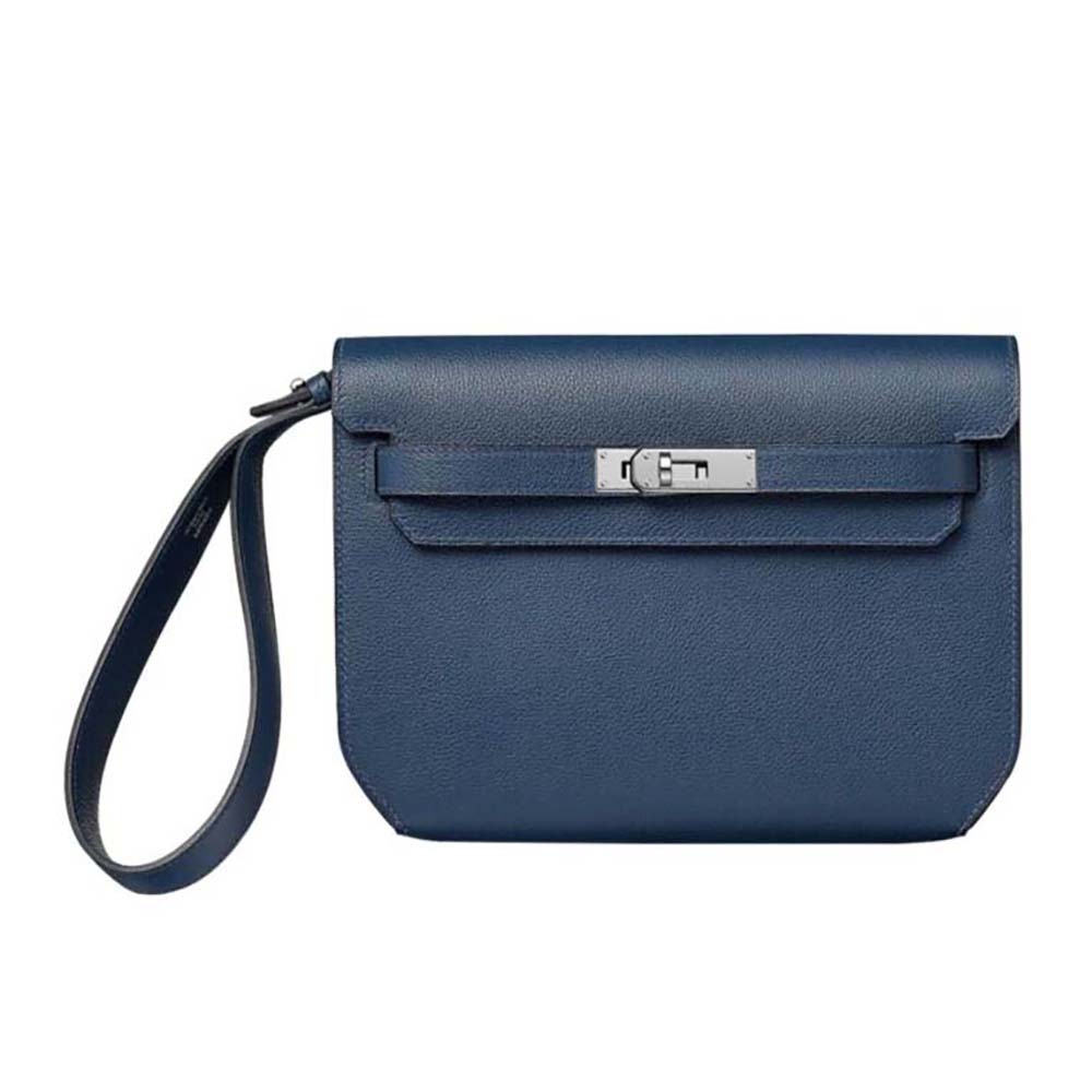 Front view of Hermes Men Kelly Depeches 25 Pouch-Navy showing clasp