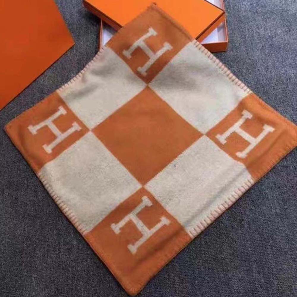 Hermes Unisex Avalon Pillow Large Model-Orange - image 7