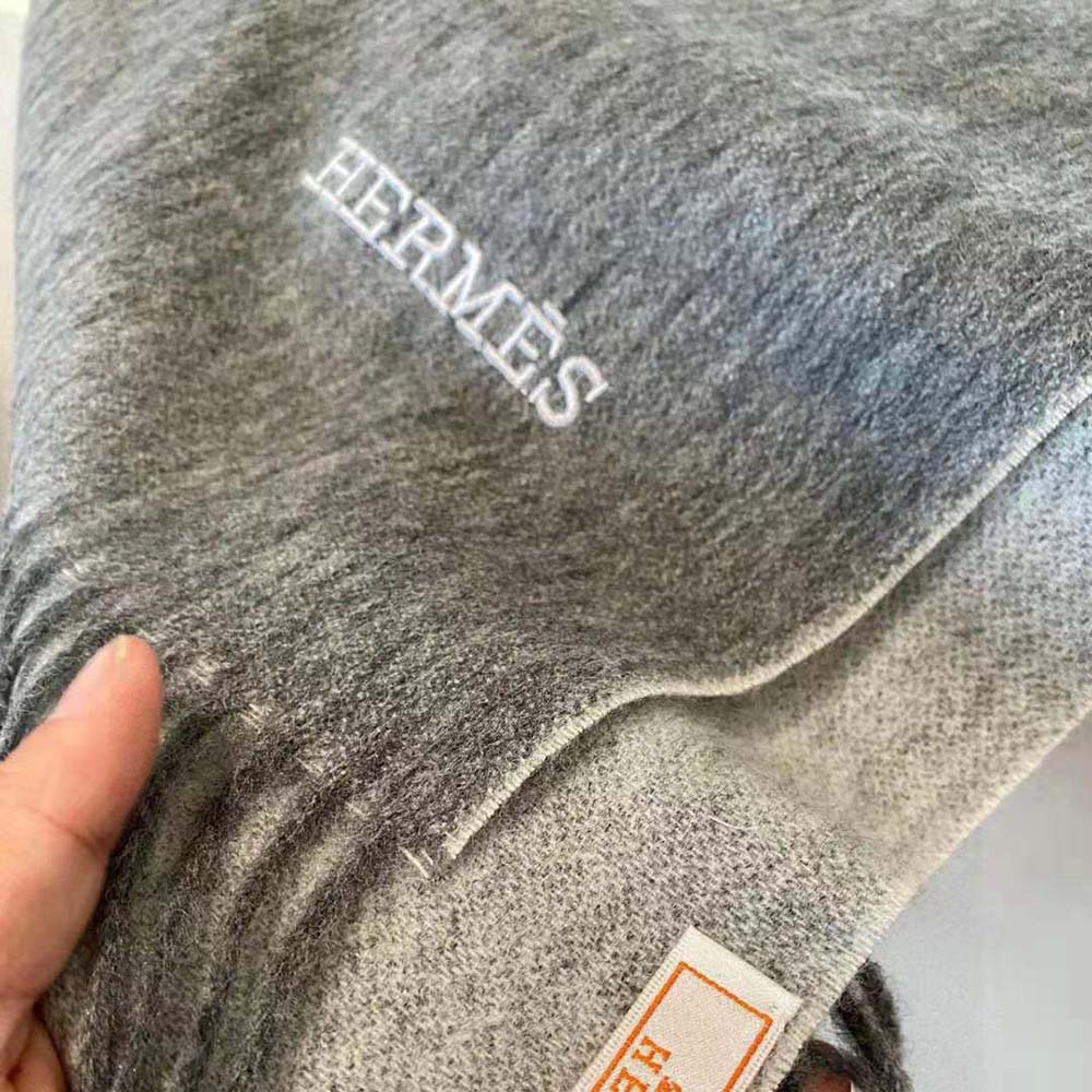 Hermes Unisex Double Face Stole-Silver - image 6