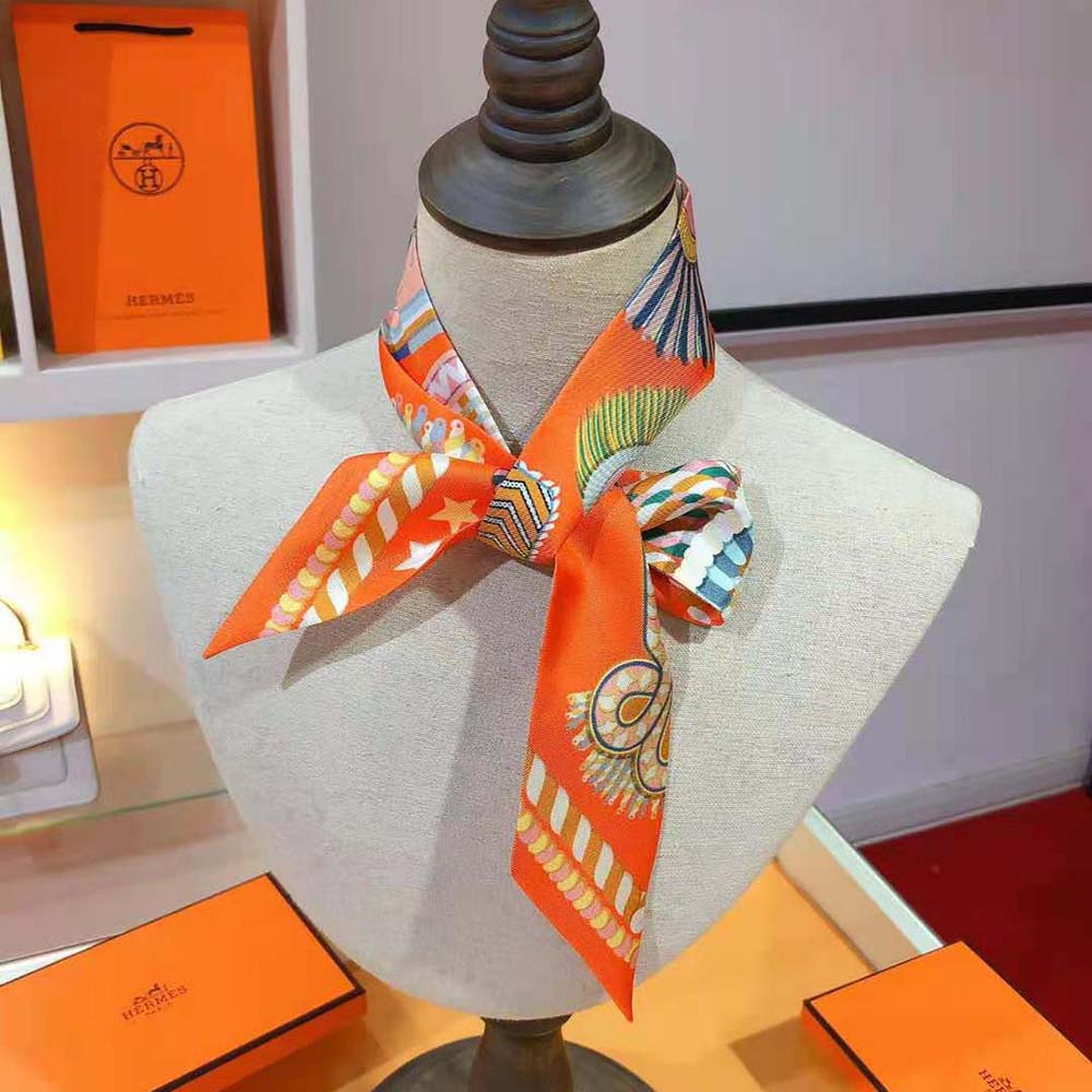 Hermes Women Epaulettes De Gala Twilly-Orange tied on handbag handle