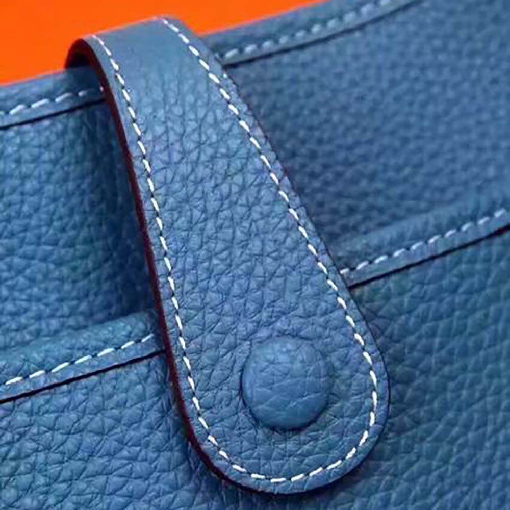 Hermes Women Evelyne 16 Shoulder Bag in Calfskin-Navy - image 5