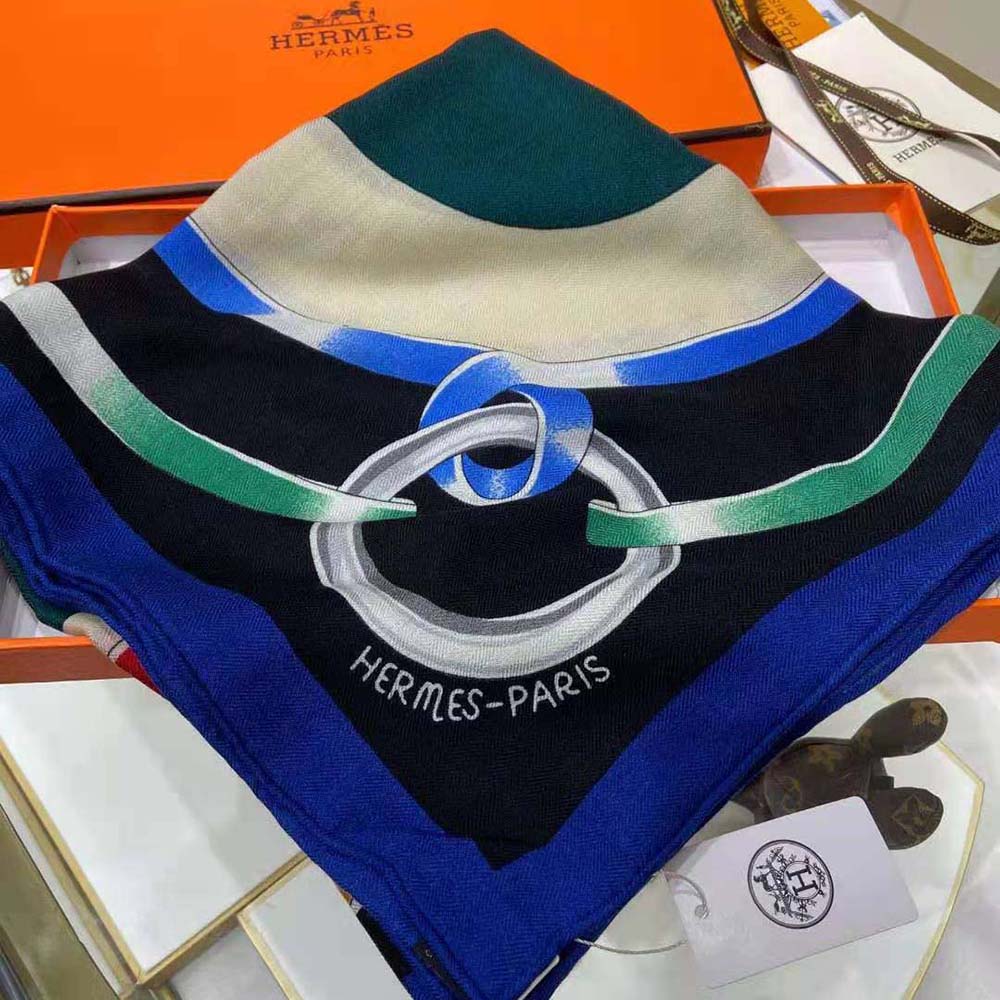 Hermes Women Figure Artistique Scarf 90-Green - image 7
