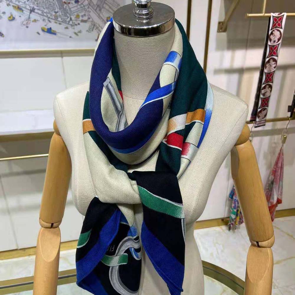 Close-up detail of Hermes Women Figure Artistique Scarf 90-Green silk fabric