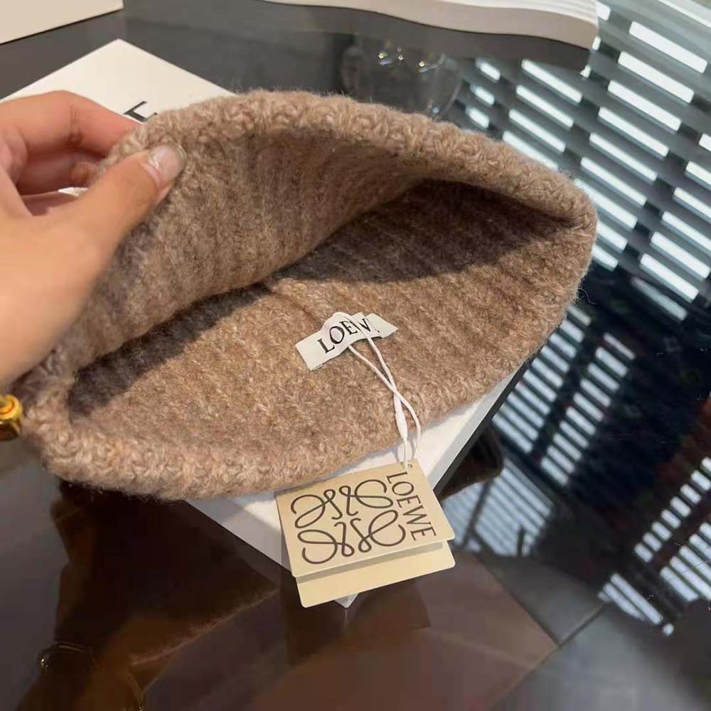 Loewe Unisex LOEWE Beanie in Wool-Beige - image 9